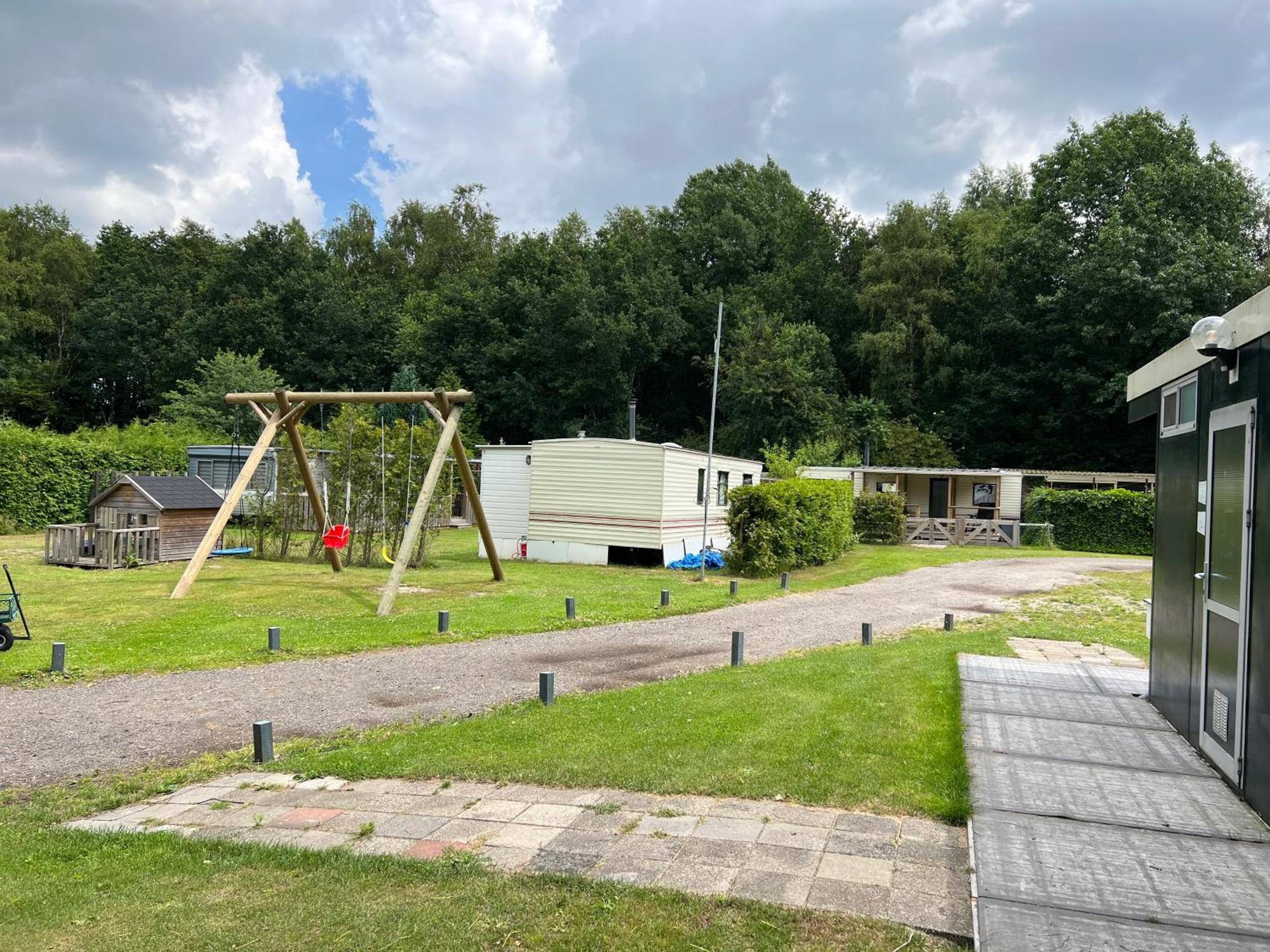 Campsite Stacaravan Aan Het “drents Friese Wold”. Elsloo (Friesland)